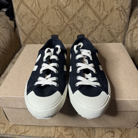Veja Nova Canvas Sneakers Black Womens Size 6 Excellent - Picture 5 of 9